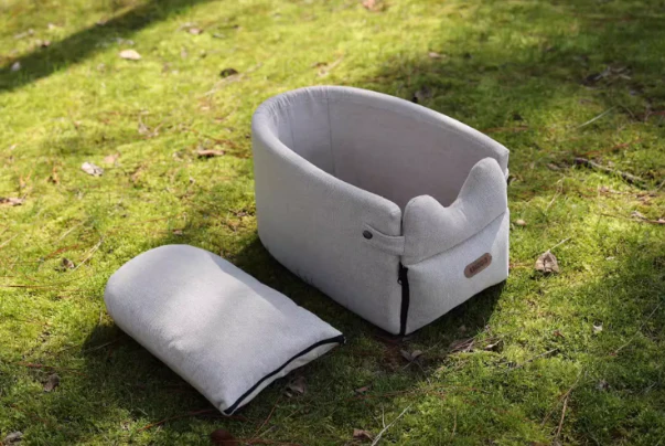 Dachshund Car Safety Bed – Ultimate Travel Comfort Seat for Small Dogs - Image 5