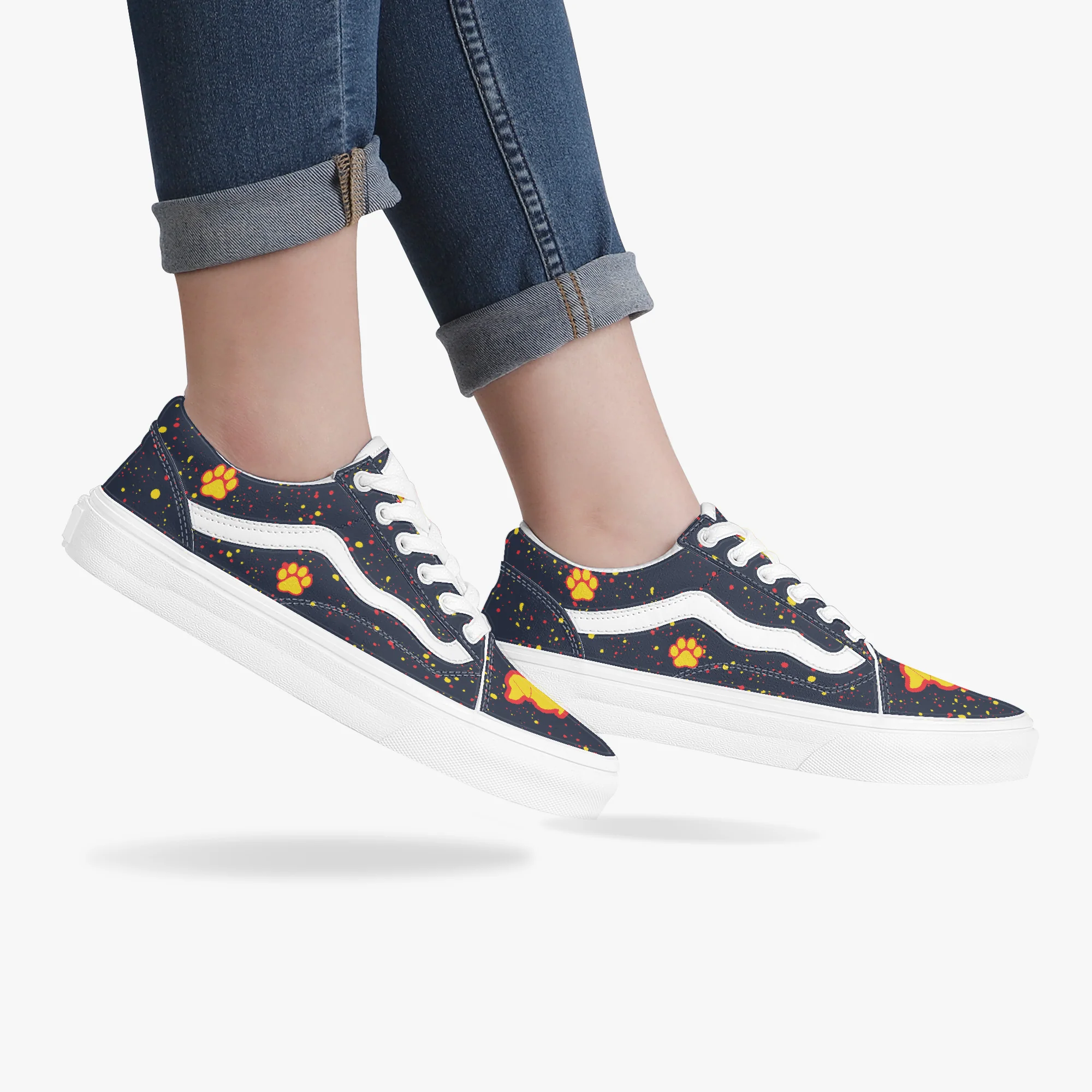 Cocoa - Trendy Low-Top Canvas Sneakers - Image 11